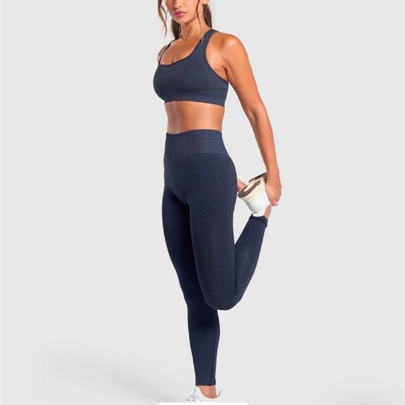 NEW Gymshark 2-piece set sport seamless legging and sports bra in blue. XS/Small - Picture 1 of 9
